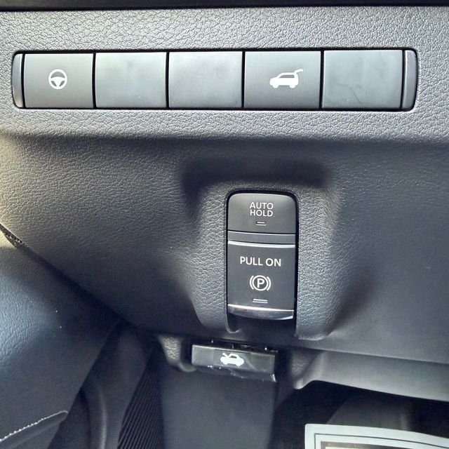 New 2026 Everest White Pearl TriCoat Nissan SL image 25
