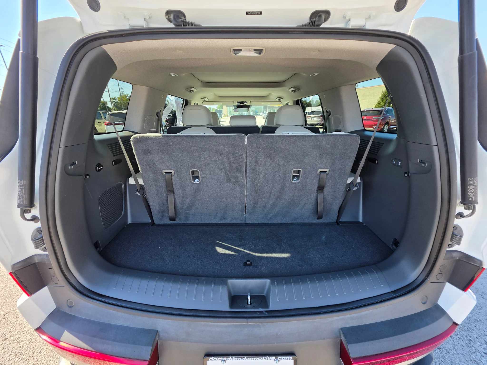 Used 2024 Serenity White Hyundai Limited image 23