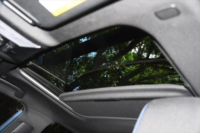 2024 Toyota RAV4 SE - Photo 7