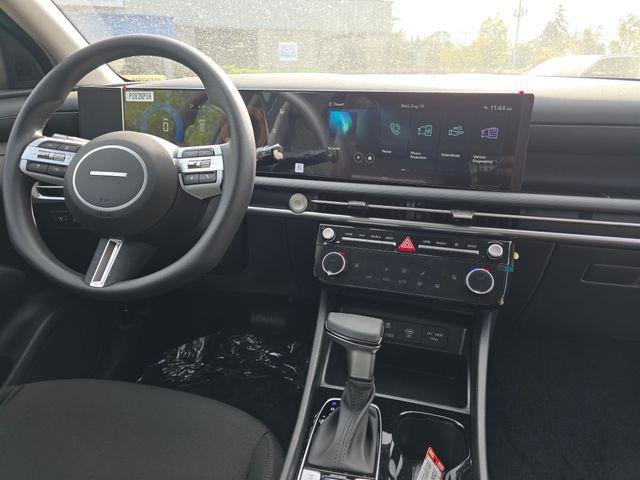 New 2026 Phantom Black Hyundai SEL image 11