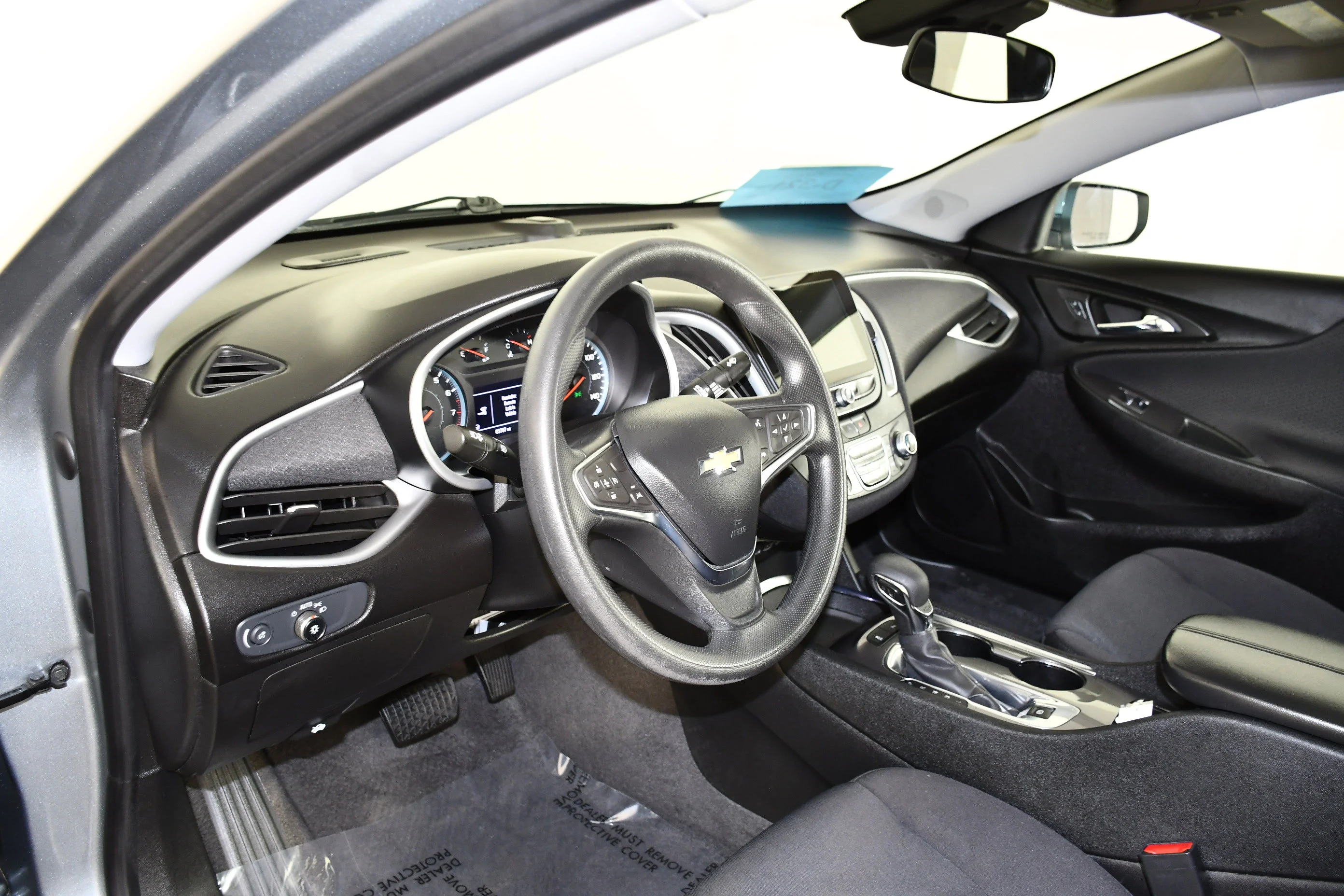 Used 2024 Sterling Gray Metallic Chevrolet LT image 37