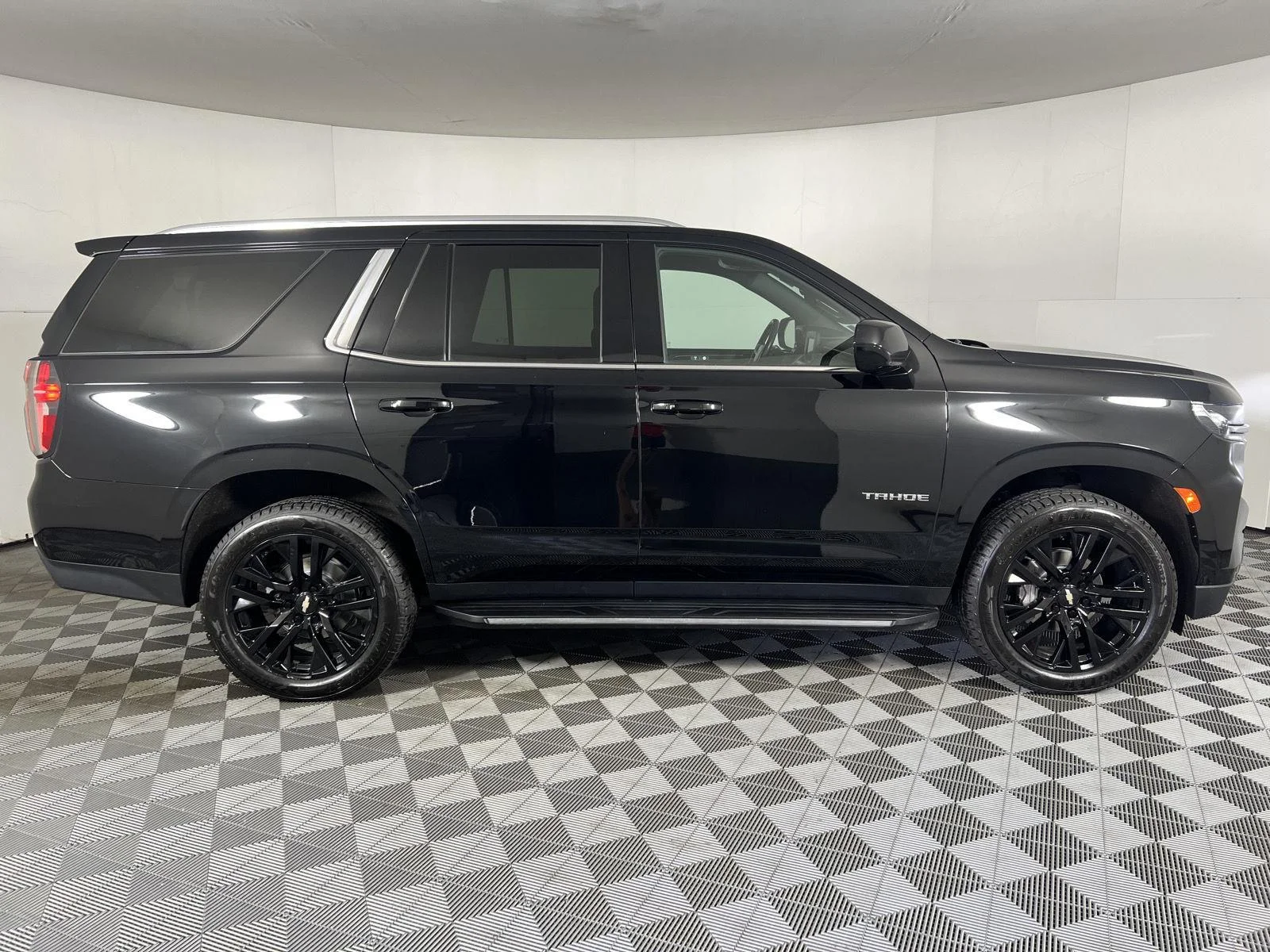 Used 2023 Black Chevrolet LS image 22