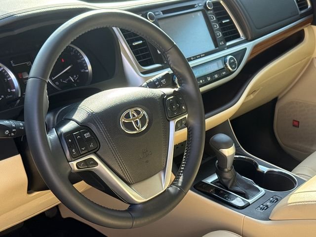 Used 2019 White Toyota Limited image 20