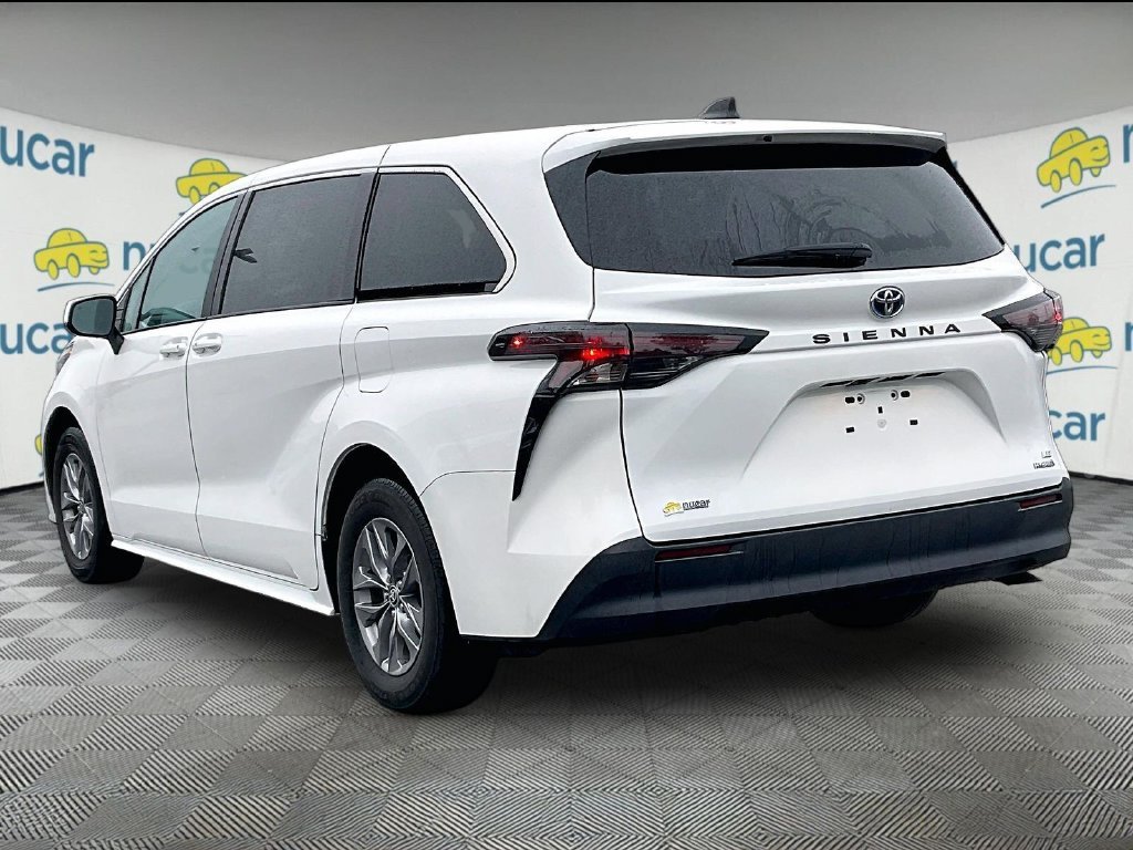 Used 2024 Ice Toyota LE image 4