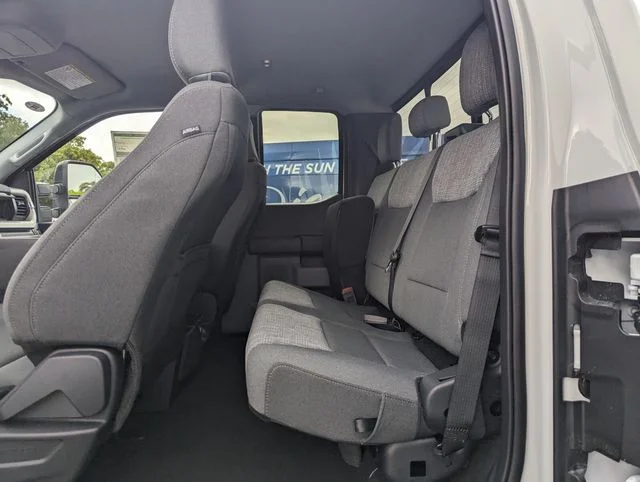 New 2025 Oxford White Ford F-350® XLT image 7