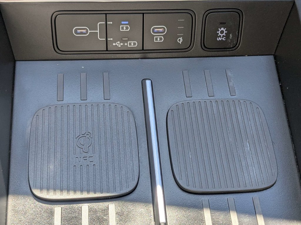 Certified Used 2025 Gray Hyundai Limited image 29