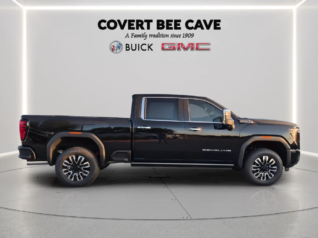 New 2026 GMC Sierra 2500HD Denali Ultimate, photo 8