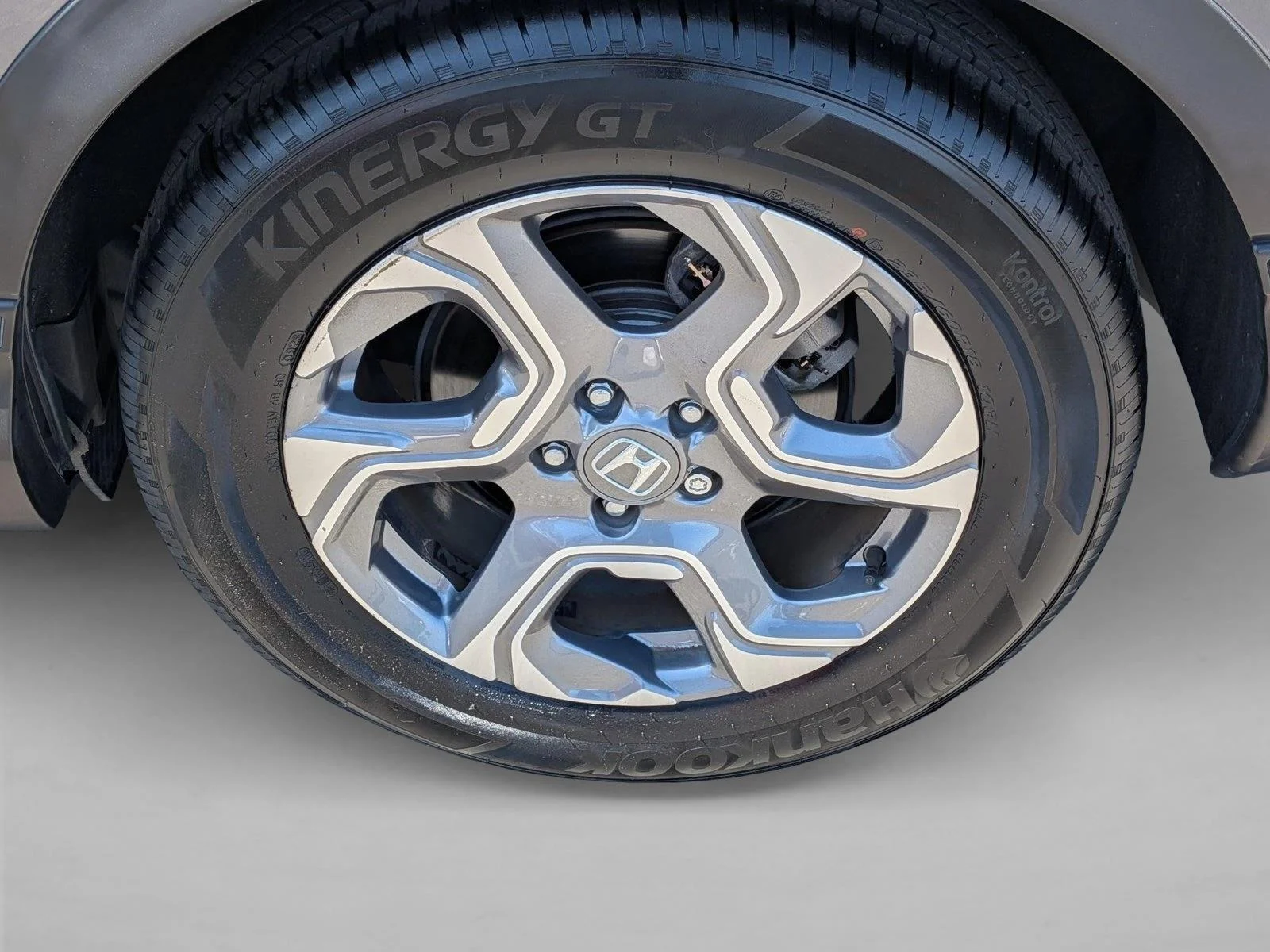 Used 2018 Silver/Gray Honda EX image 22