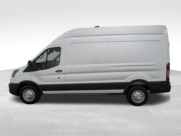New 2026 Oxford White Ford Cargo Van image 27