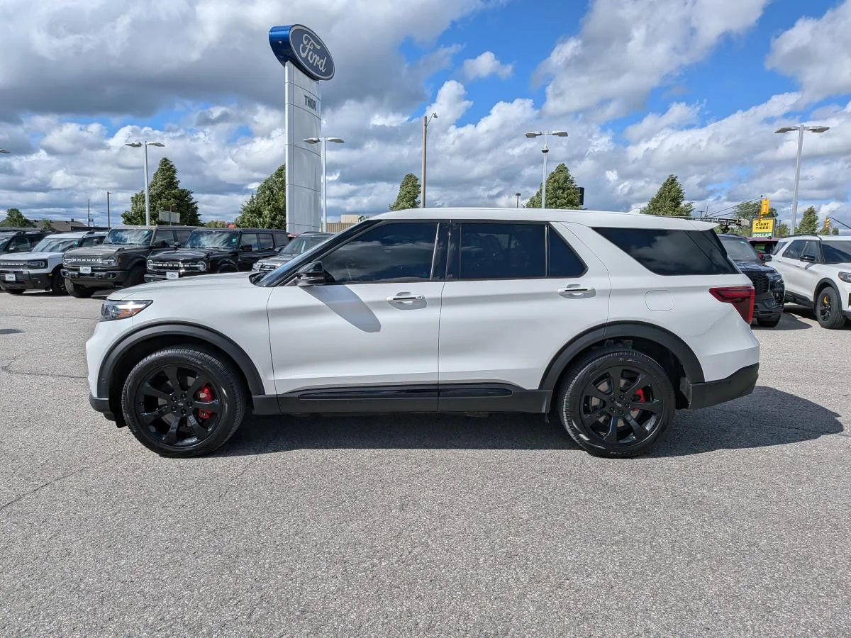 Used 2022 White Ford St 4wd image 12