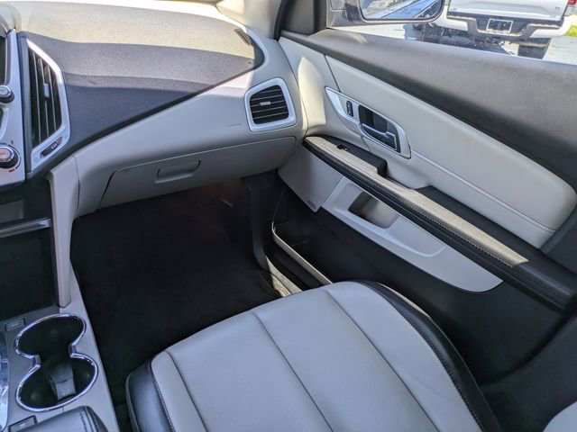 Used 2016 SLATE BLUE METALLIC GMC SLT image 17