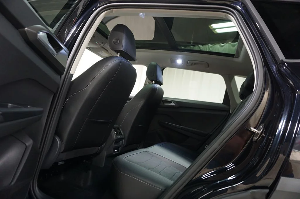 New 2026 Deep Black Volkswagen 1.5T SE Black image 23