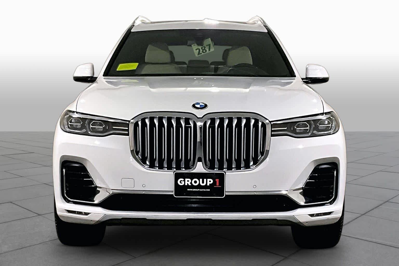 Used 2021 Alpine White BMW xDrive40i image 3