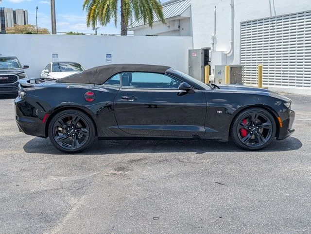 Used 2022 Black Chevrolet 2LT image 8