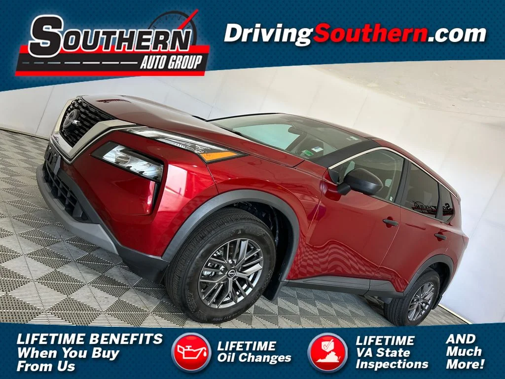 Used 2023 Red Nissan S image 1