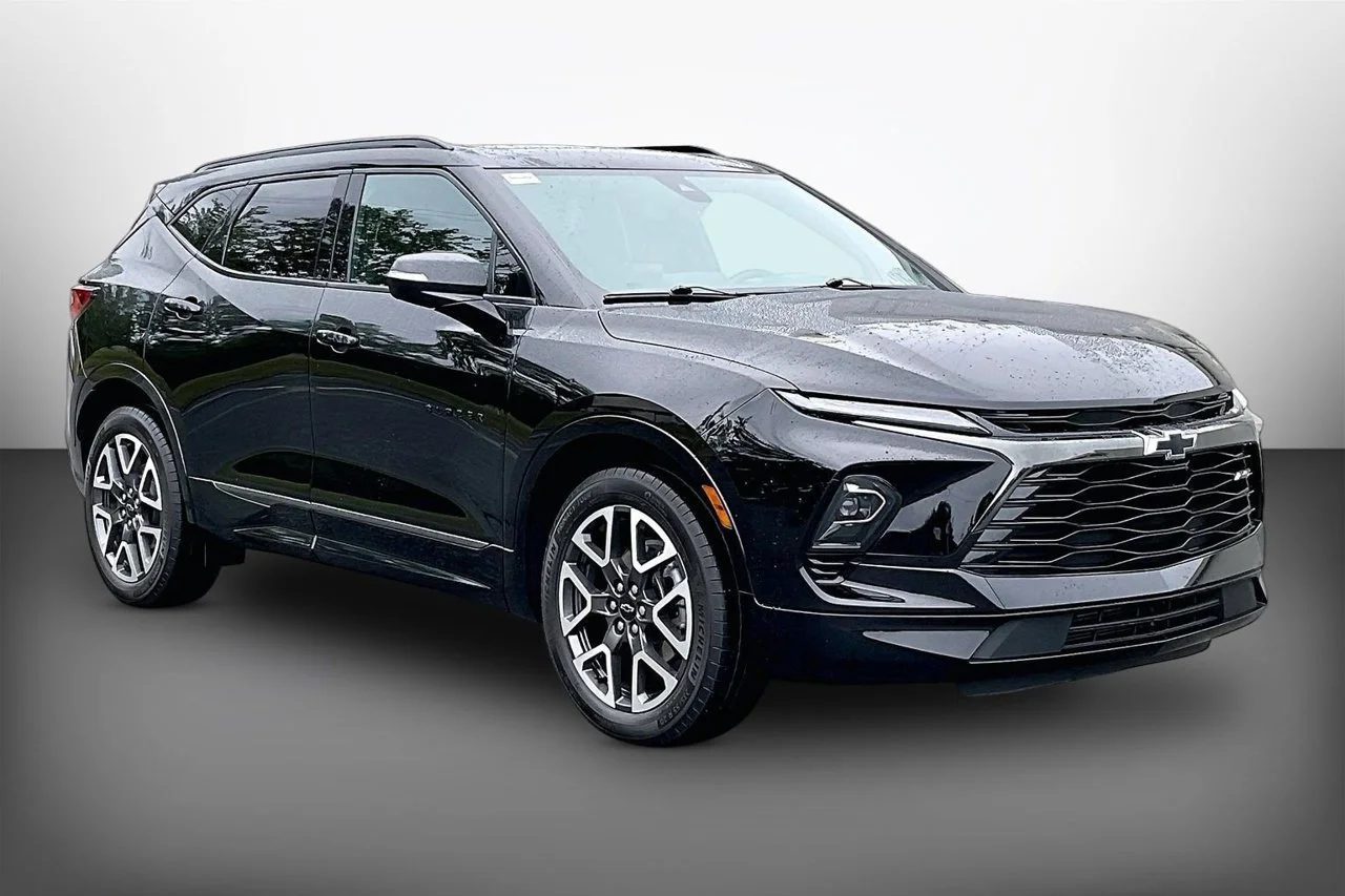 Certified Used 2023 Black Chevrolet RS image 2
