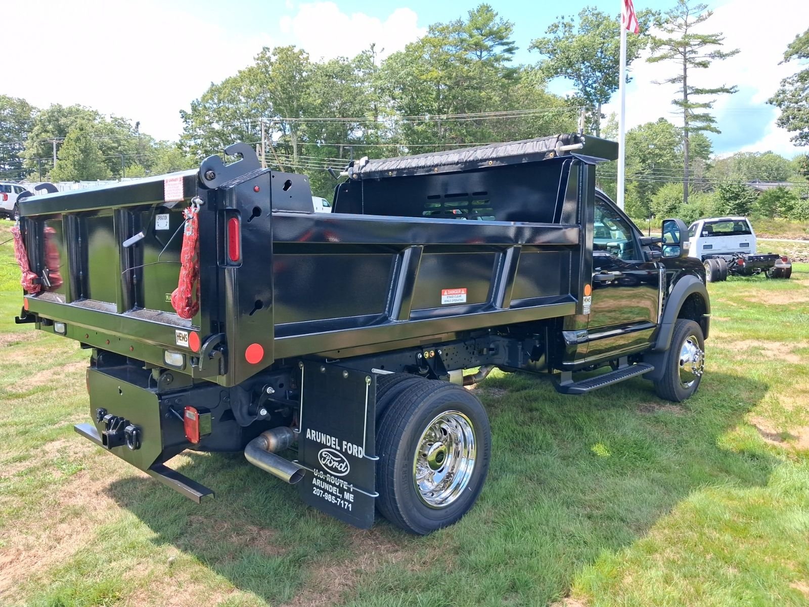 New 2026 Agate Black Metallic Ford F-550® XL image 4