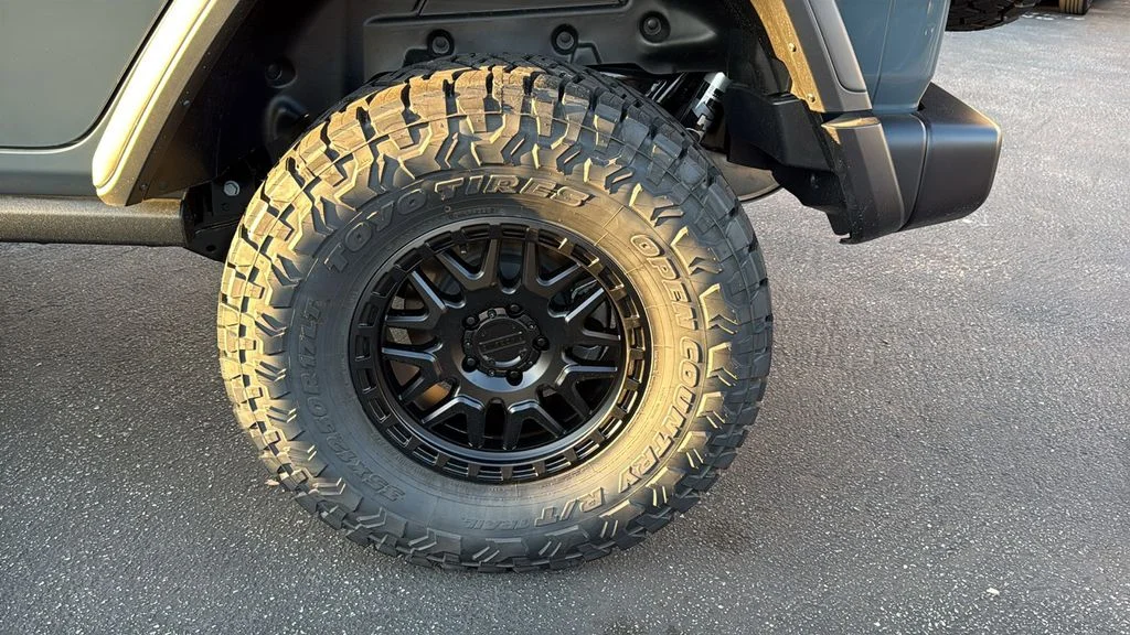 2026 Jeep Wrangler 4-Door Willys - Photo 6