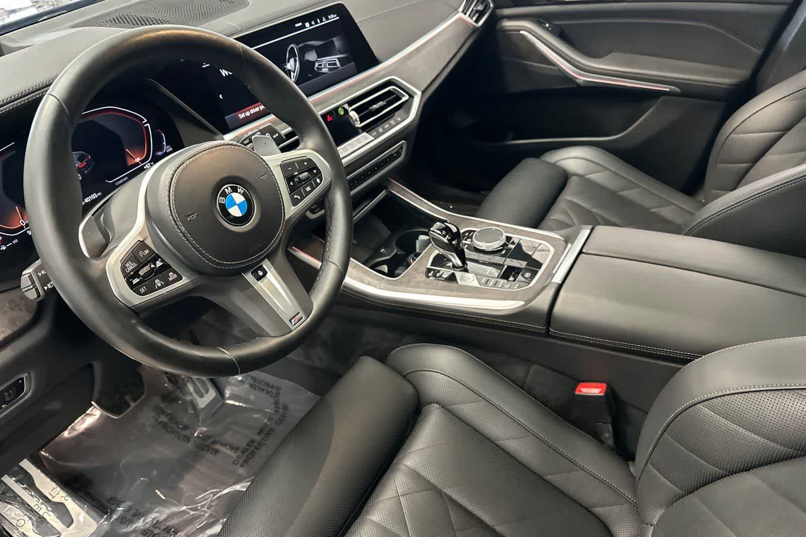 Used 2023 Phytonic Blue Metallic BMW xDrive40i image 11