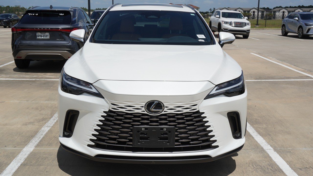 Used 2025 White Lexus RX 350 Premium Plus image 2