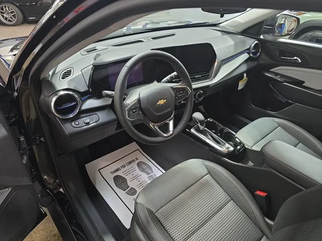 New 2026 Mosaic Black Metallic Chevrolet LT image 16