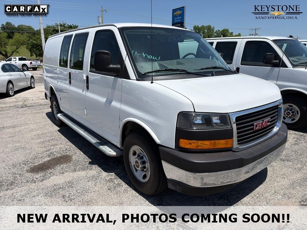 2024 GMC Savana 2500's photo