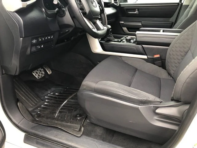Used 2023 Ice Toyota SR5 image 22