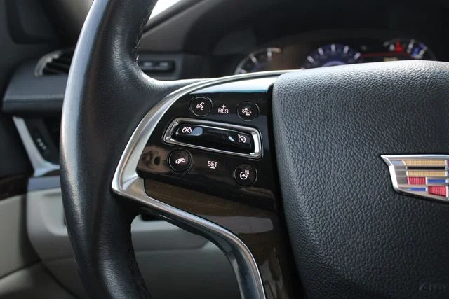 Used 2020 Black Cadillac Luxury image 15