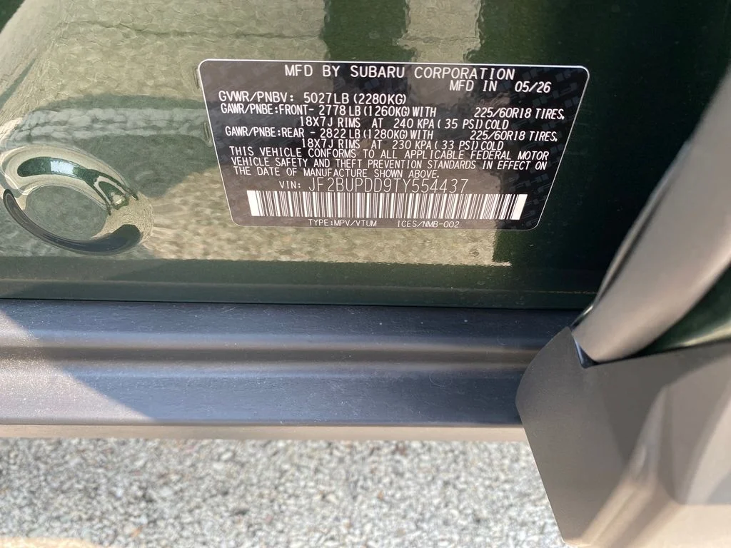 New 2026 DEEP EMERALD GREEN PEARL Subaru Limited image 27