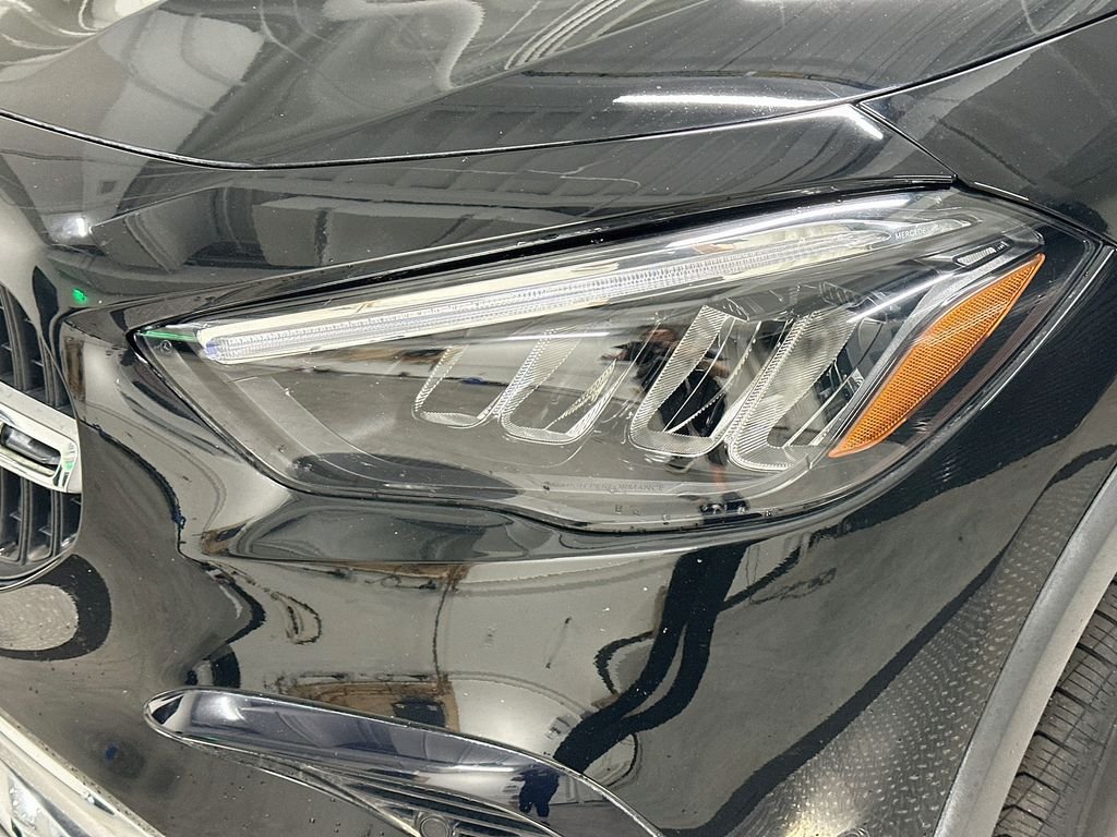 Certified Used 2024 Black Mercedes-Benz GLA 250 image 30