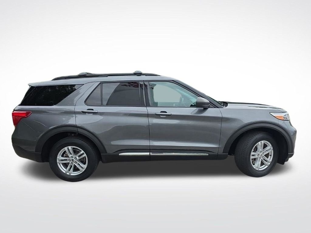 Used 2022 Gray Ford XLT image 9