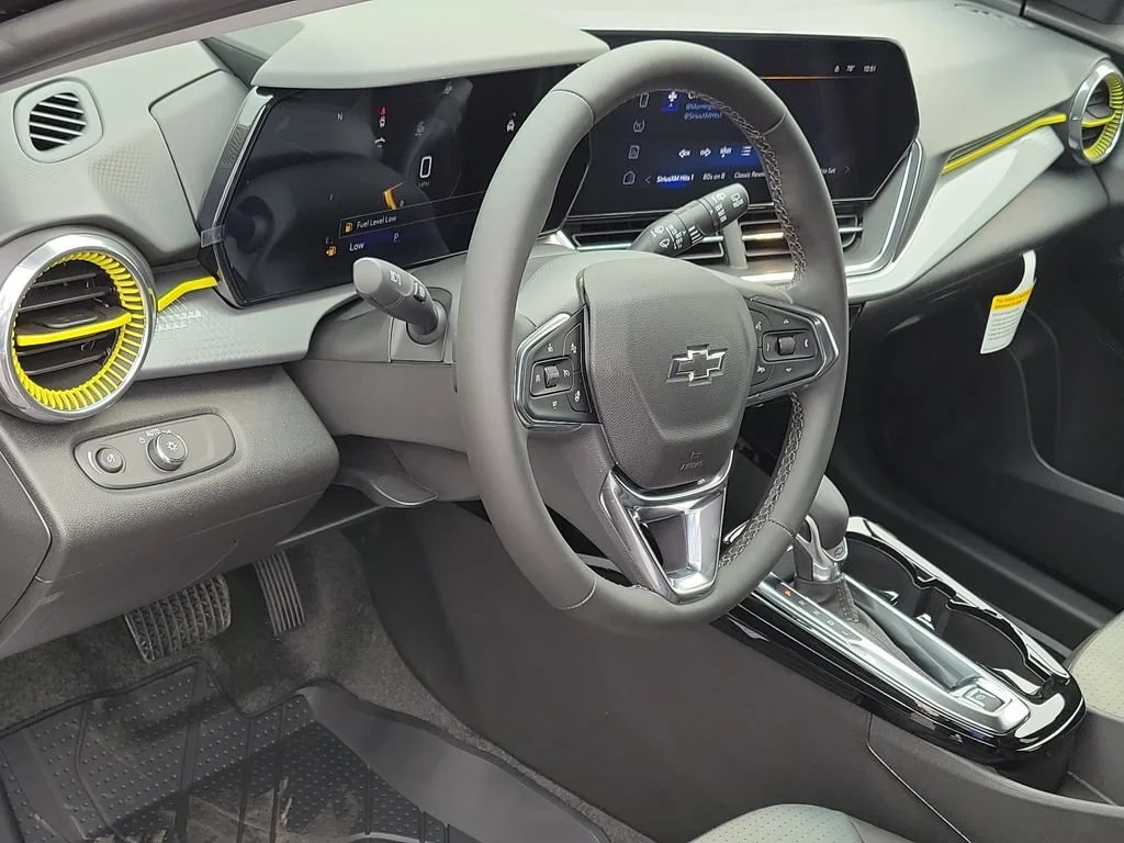 New 2026 Mosaic Black Metallic Chevrolet LT image 6