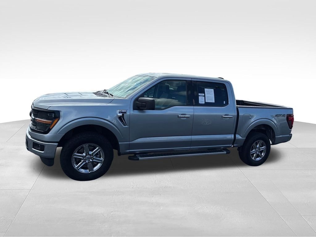 Used 2025 Silver Ford XLT image 2