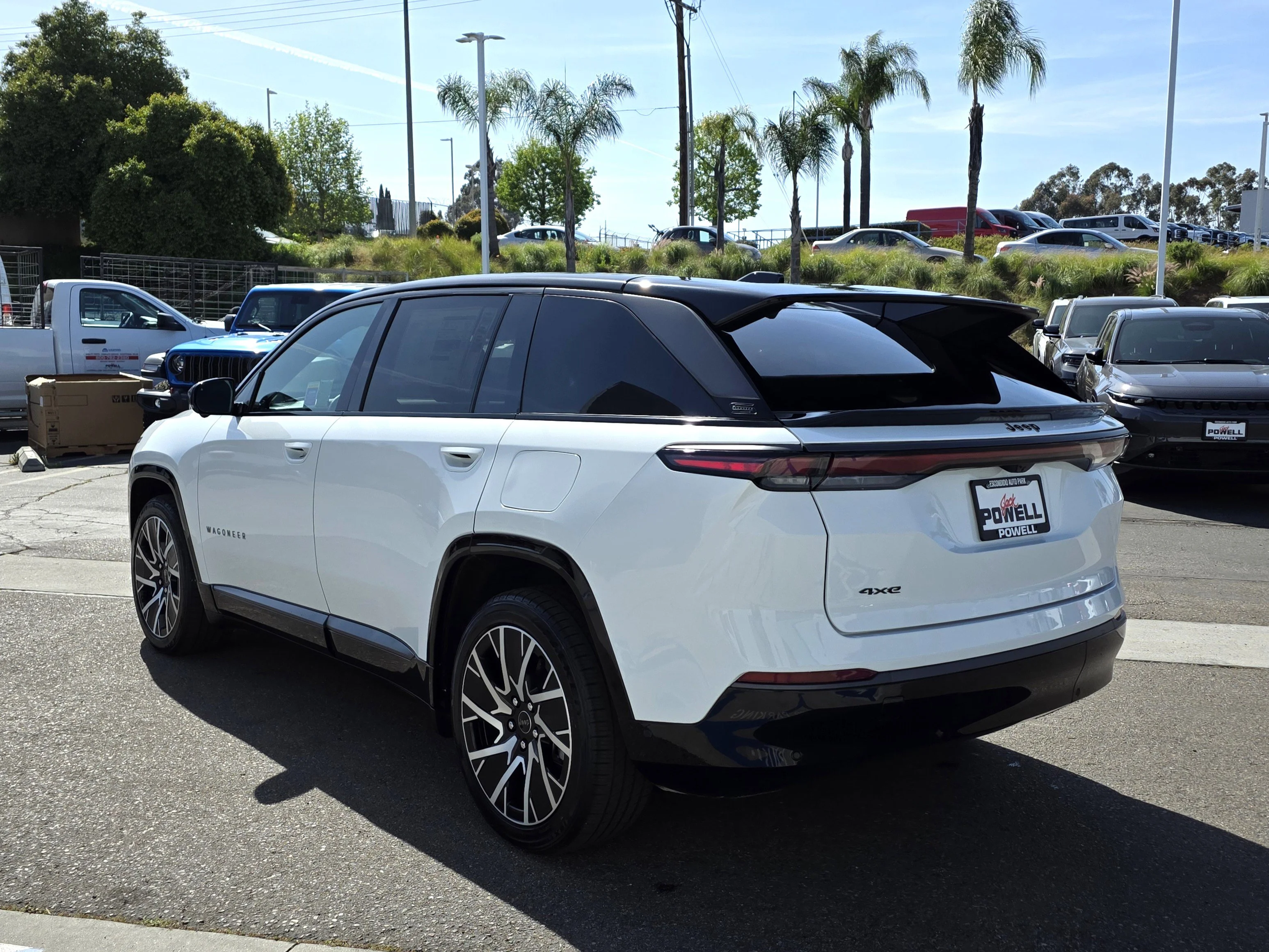 New 2025 Bright White Clearcoat Jeep Limited image 3
