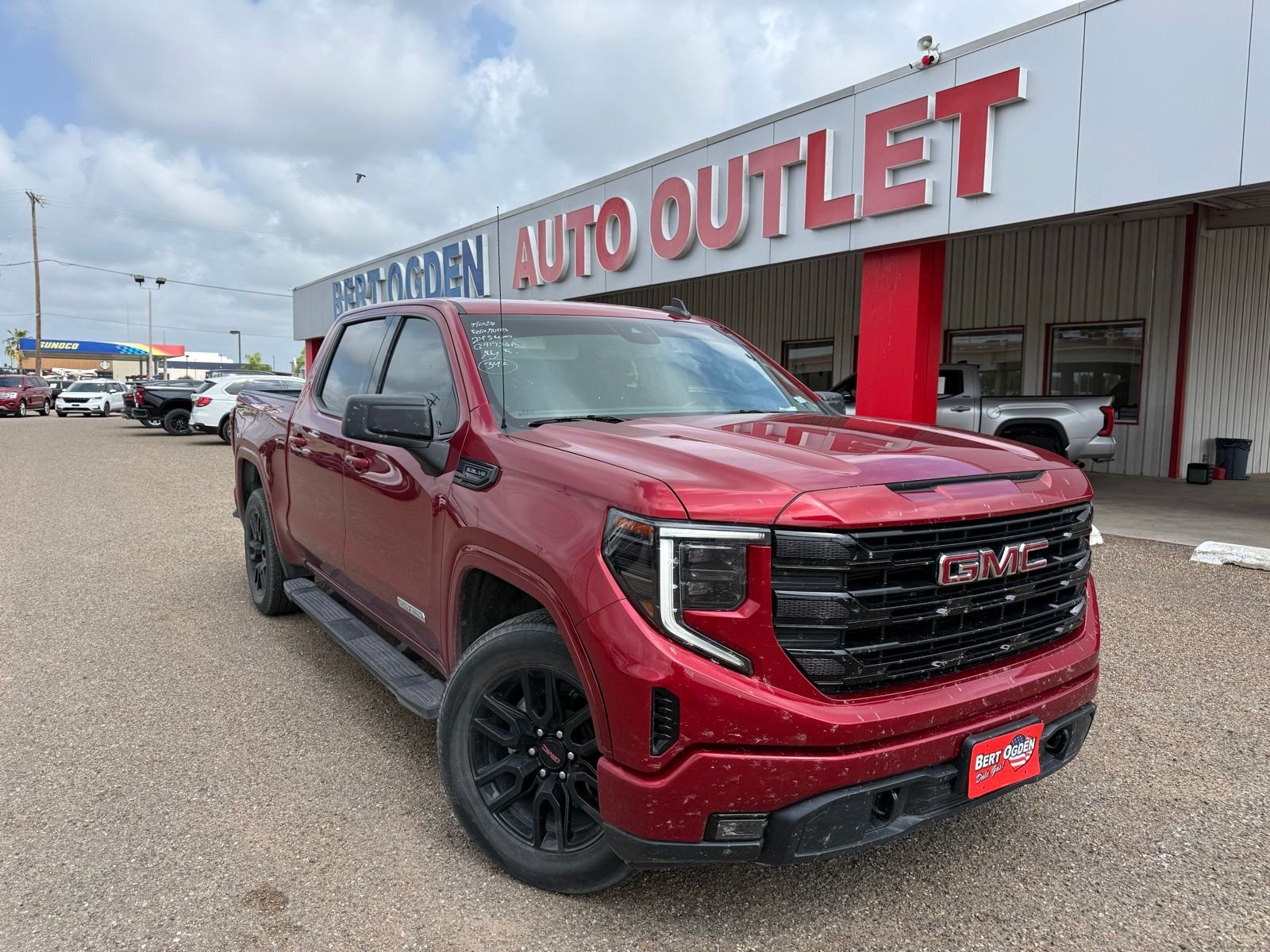 2024 GMC Sierra 2WD Crew Cab Short Box Elevation's photo