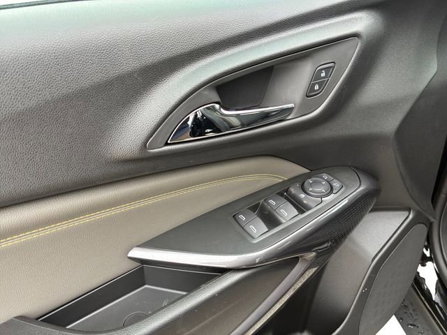 New 2026 Mosaic Black Metallic Chevrolet ACTIV image 12