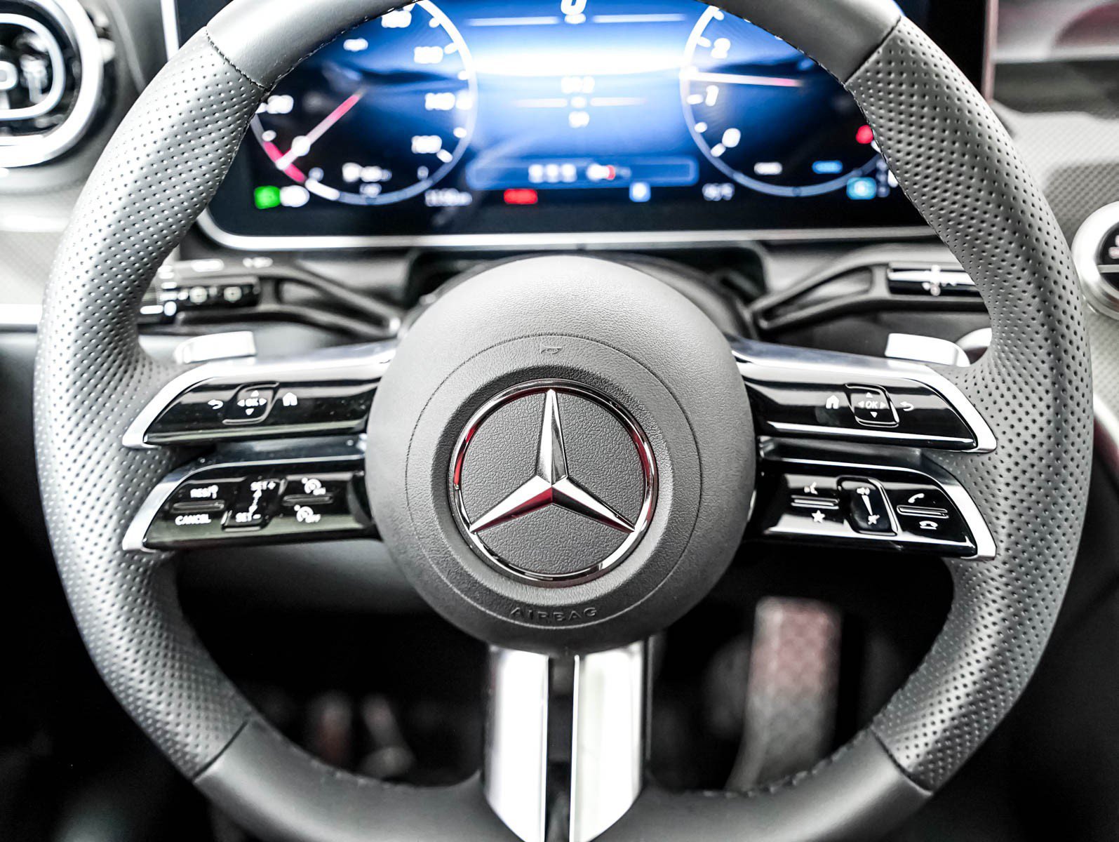 2026 Mercedes-Benz GLC Base - Photo 12