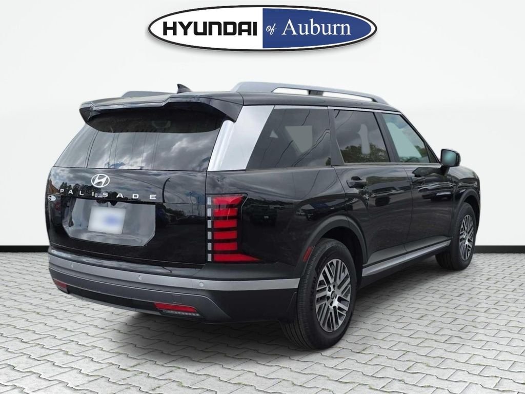 Used 2026 Black Hyundai SEL 7P image 5