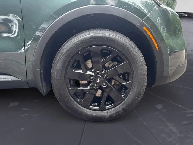 Used 2023 Aruba Green Kia X-Line S image 38