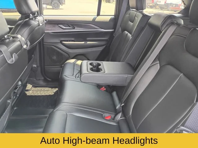 Used 2025 White Jeep Limited image 22