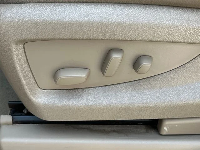 Used 2019 Gray GMC SLT image 21