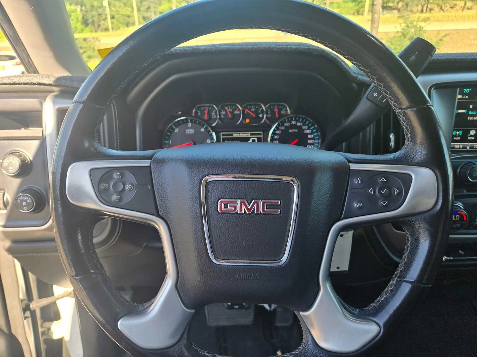 Used 2018 SUMMIT WHITE GMC SLT image 27