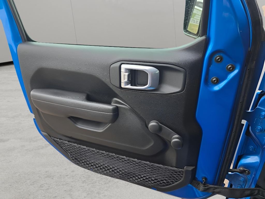 Used 2024 Hydro Blue Pearlcoat Jeep Sport image 24