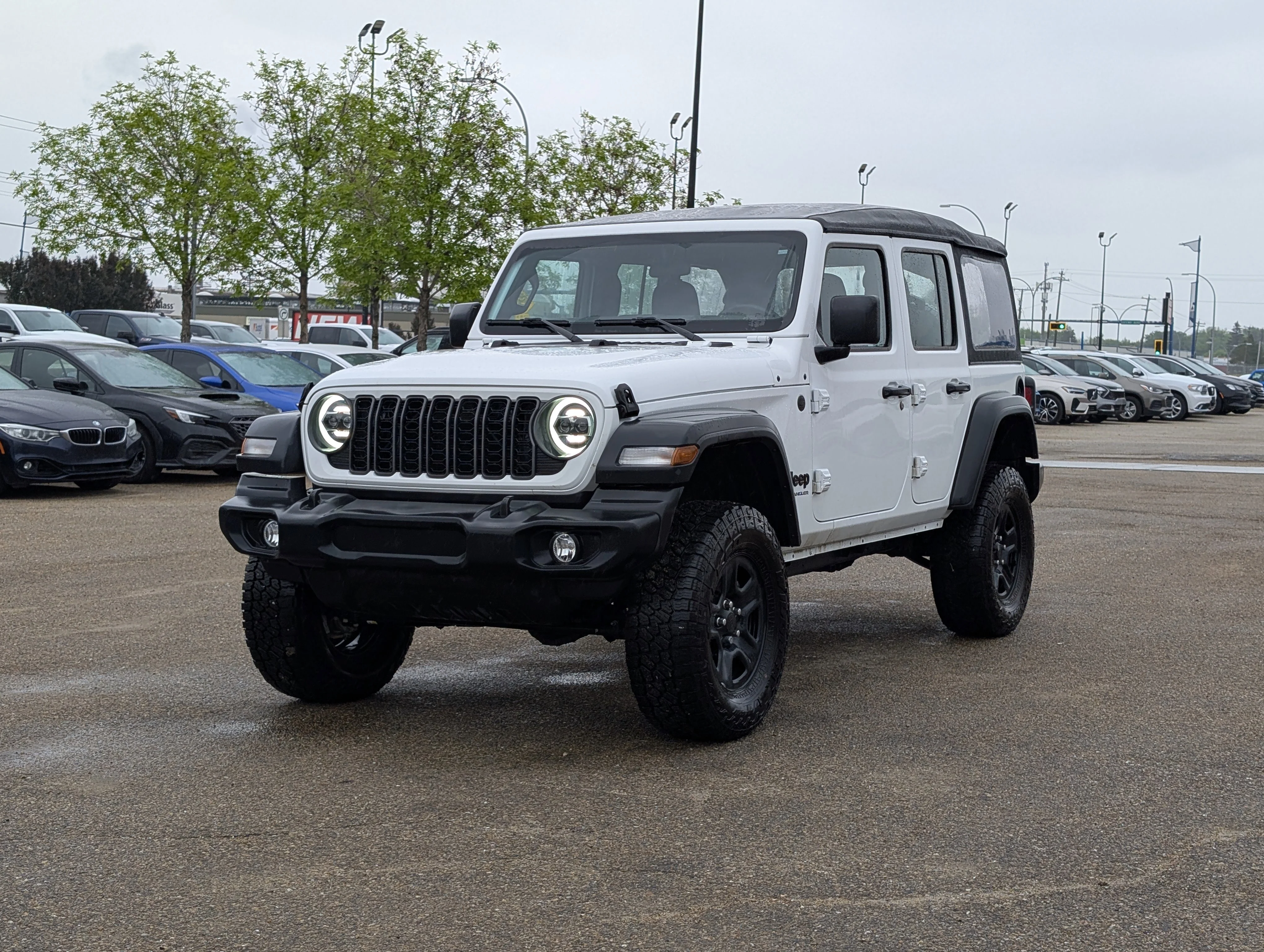 Used 2025 Bright White Jeep Sport image 2
