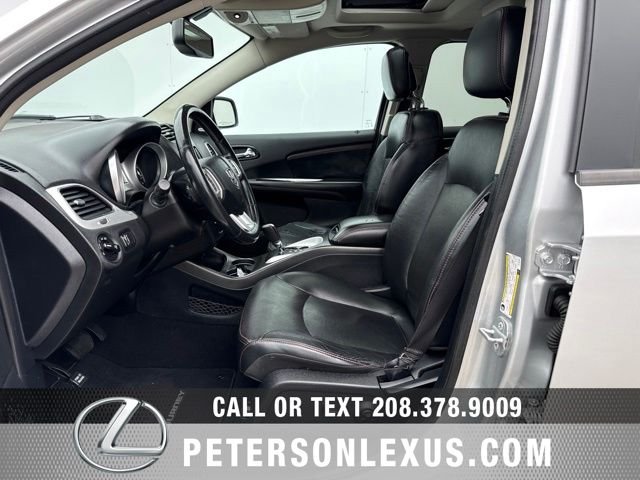 Used 2014 Silver Dodge R/T image 23