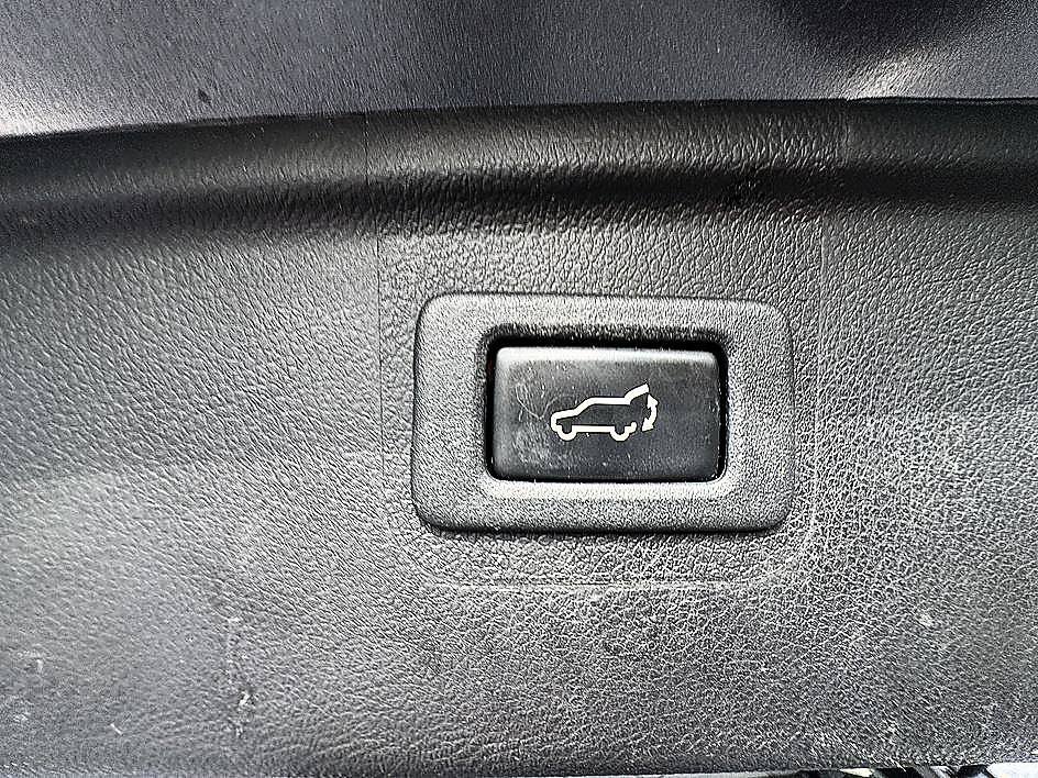 Used 2019 Magnetite Gray Metallic Subaru Limited image 26
