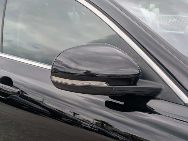 Used 2019 Silver Jaguar 30t Portfolio image 10