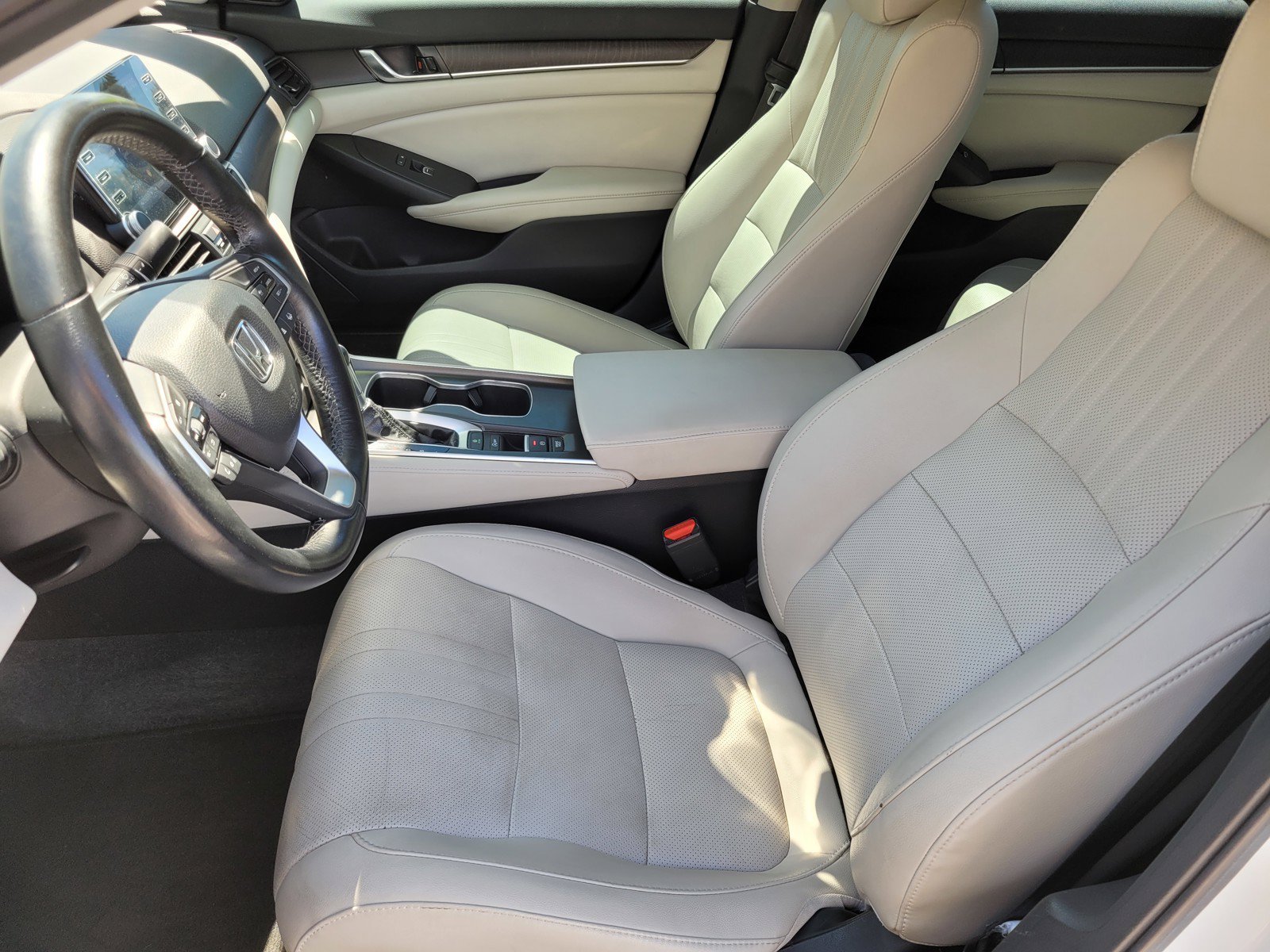 Used 2022  Honda EX-L image 16