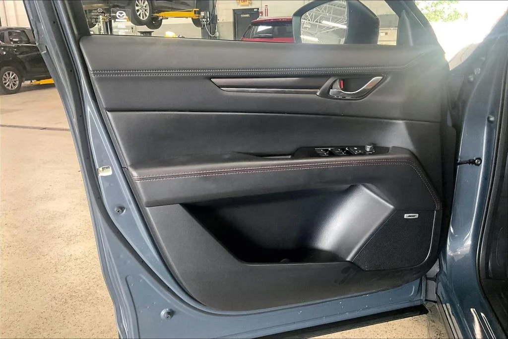 Used 2025 Gray Mazda 2.5 S Carbon Edition image 23