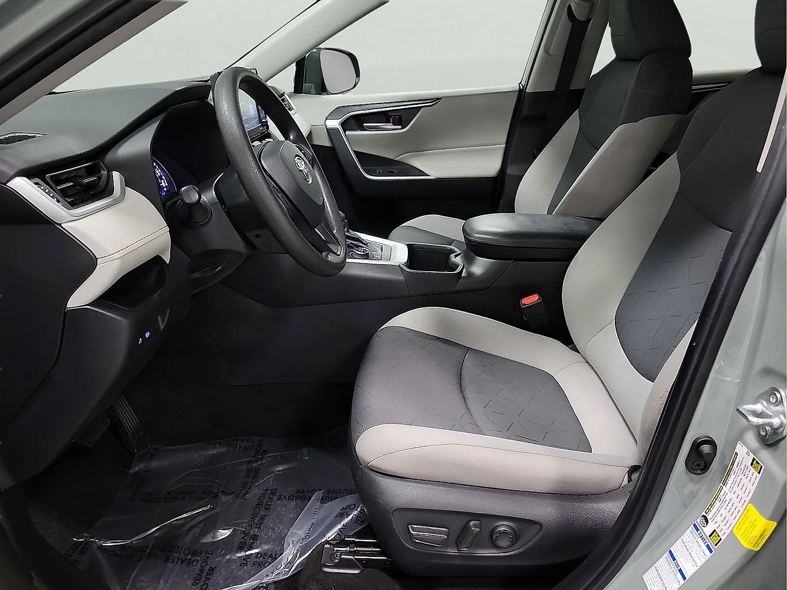 Certified Used 2022 LUNAR ROCK Toyota Hybrid XLE image 11